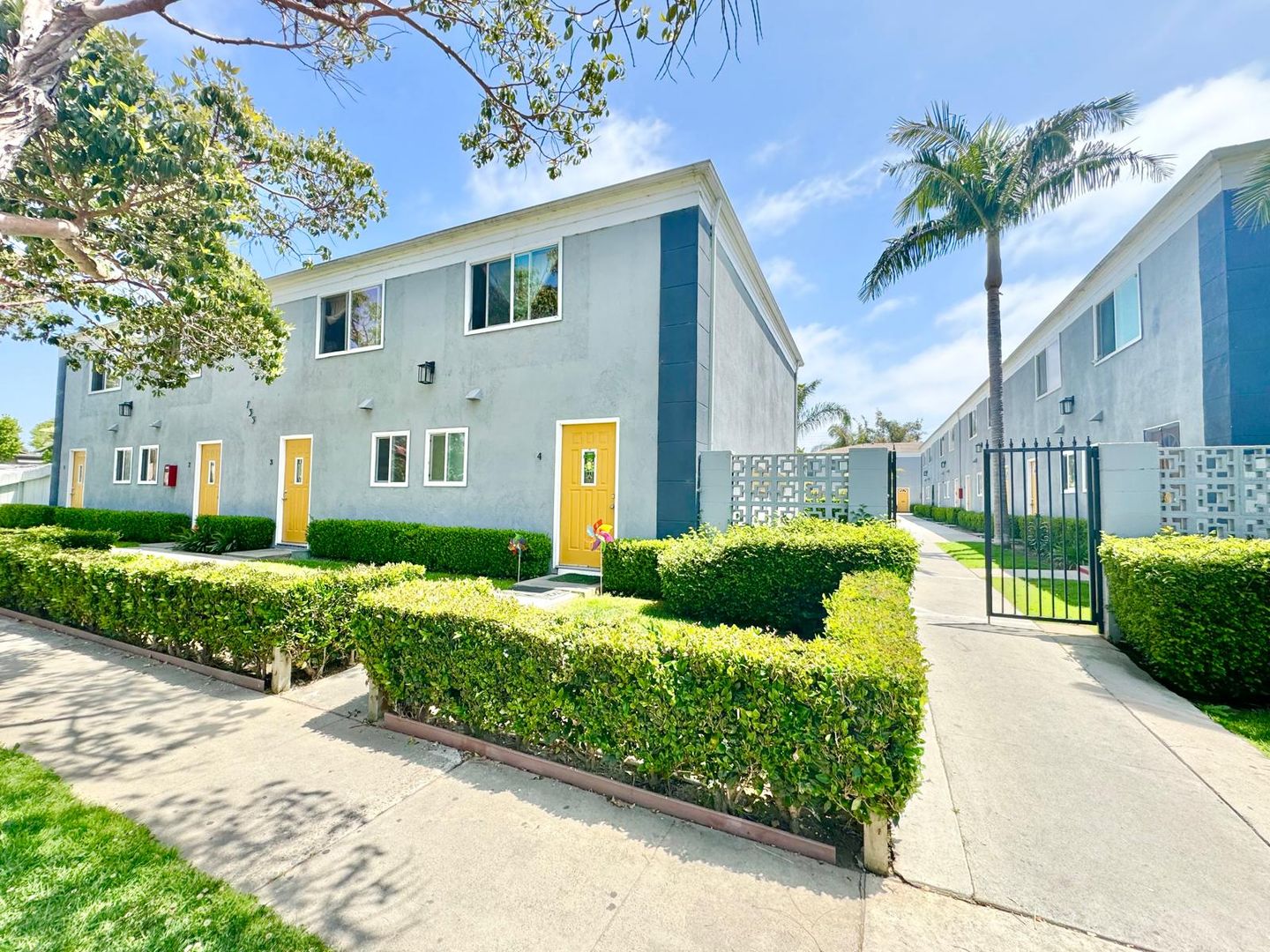 Costa Mesa Apartment: 735 Joann Street
