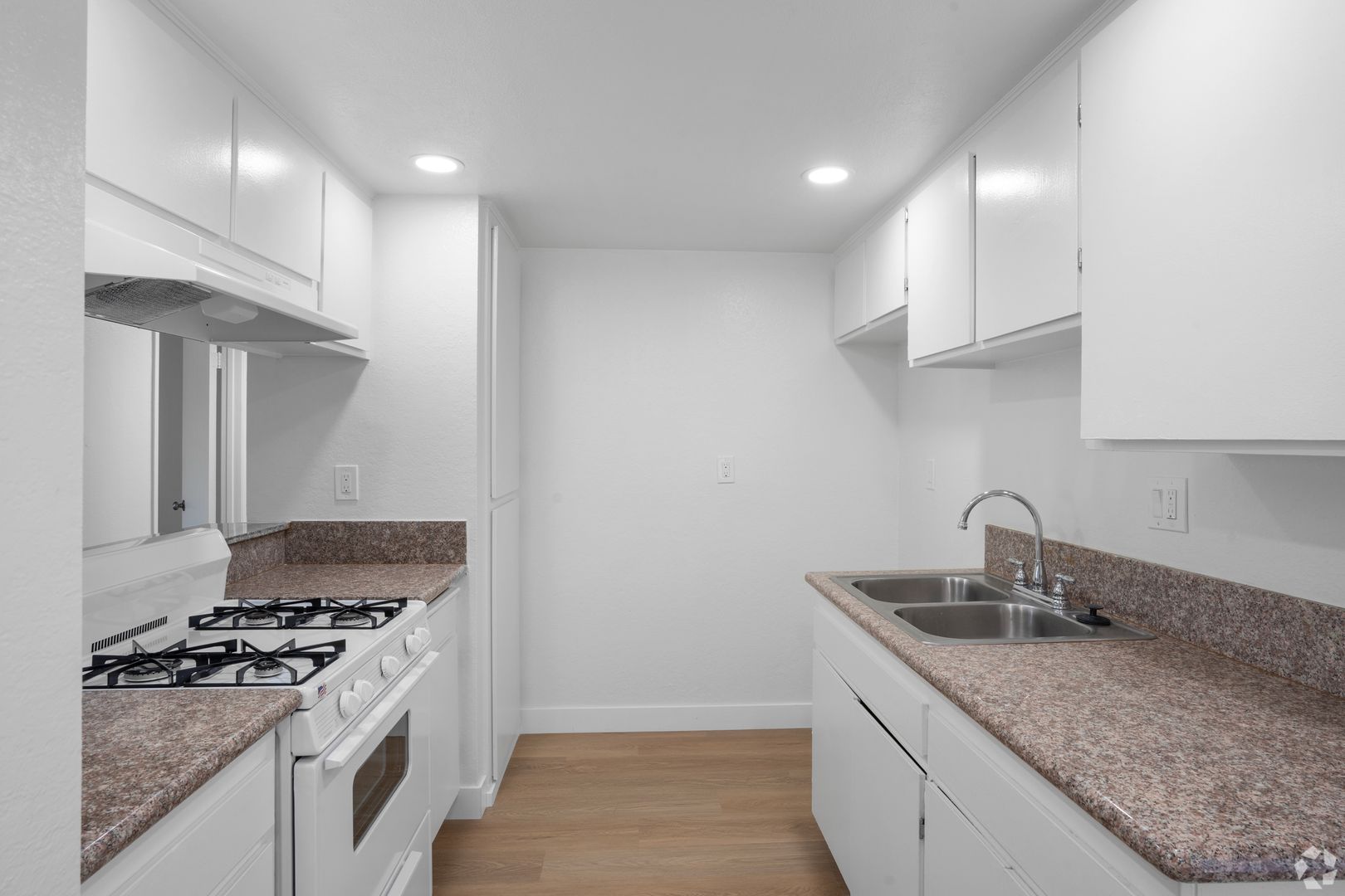 Stanton Apartment: 8080 Bever Place