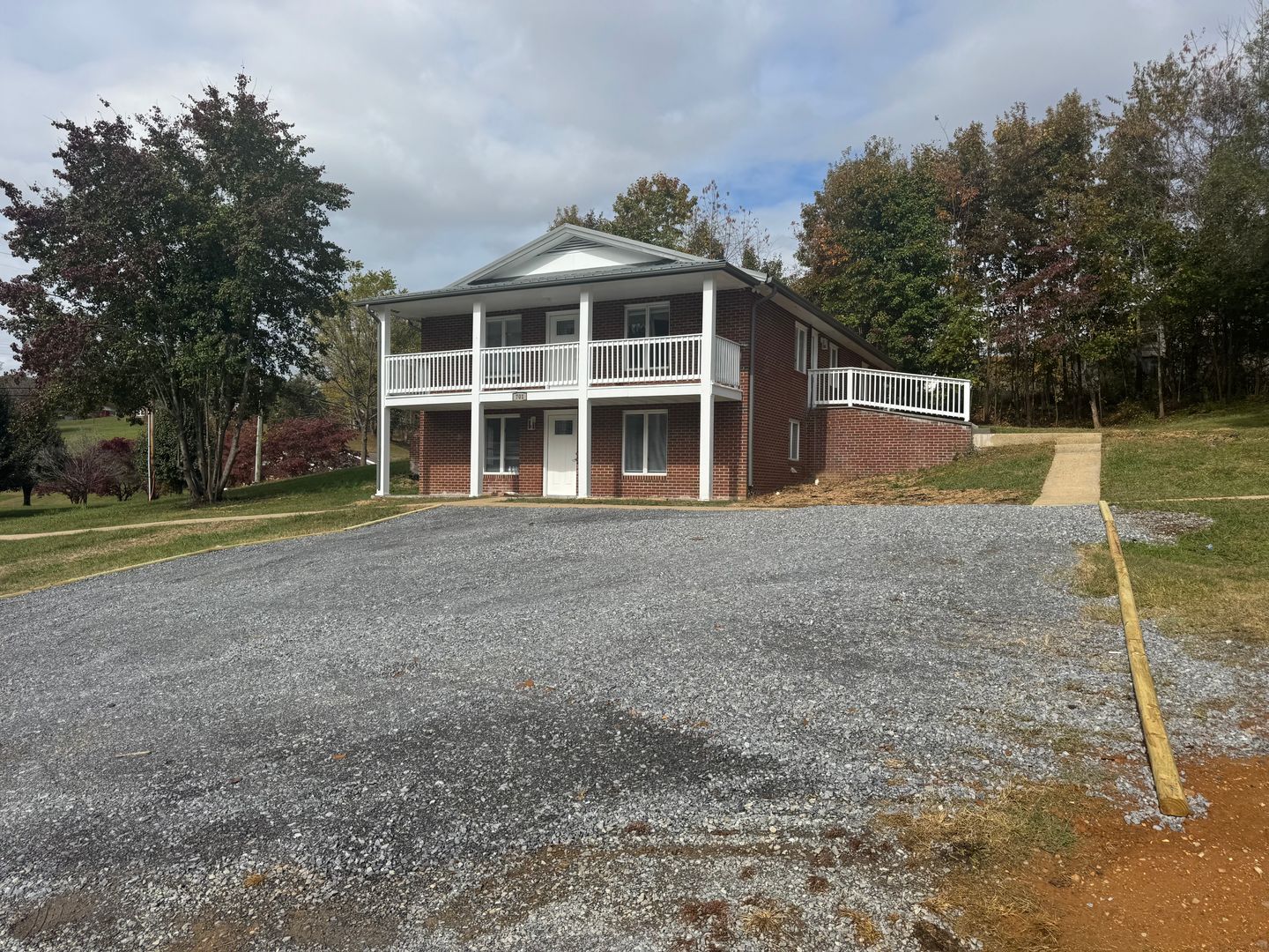 Kingsport House: 701 Gravely Rd