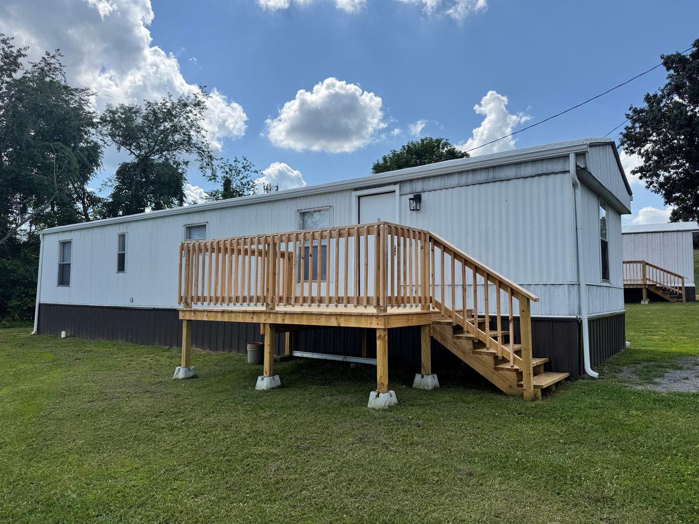 Greeneville Apartment: 32-55 Doty Ln