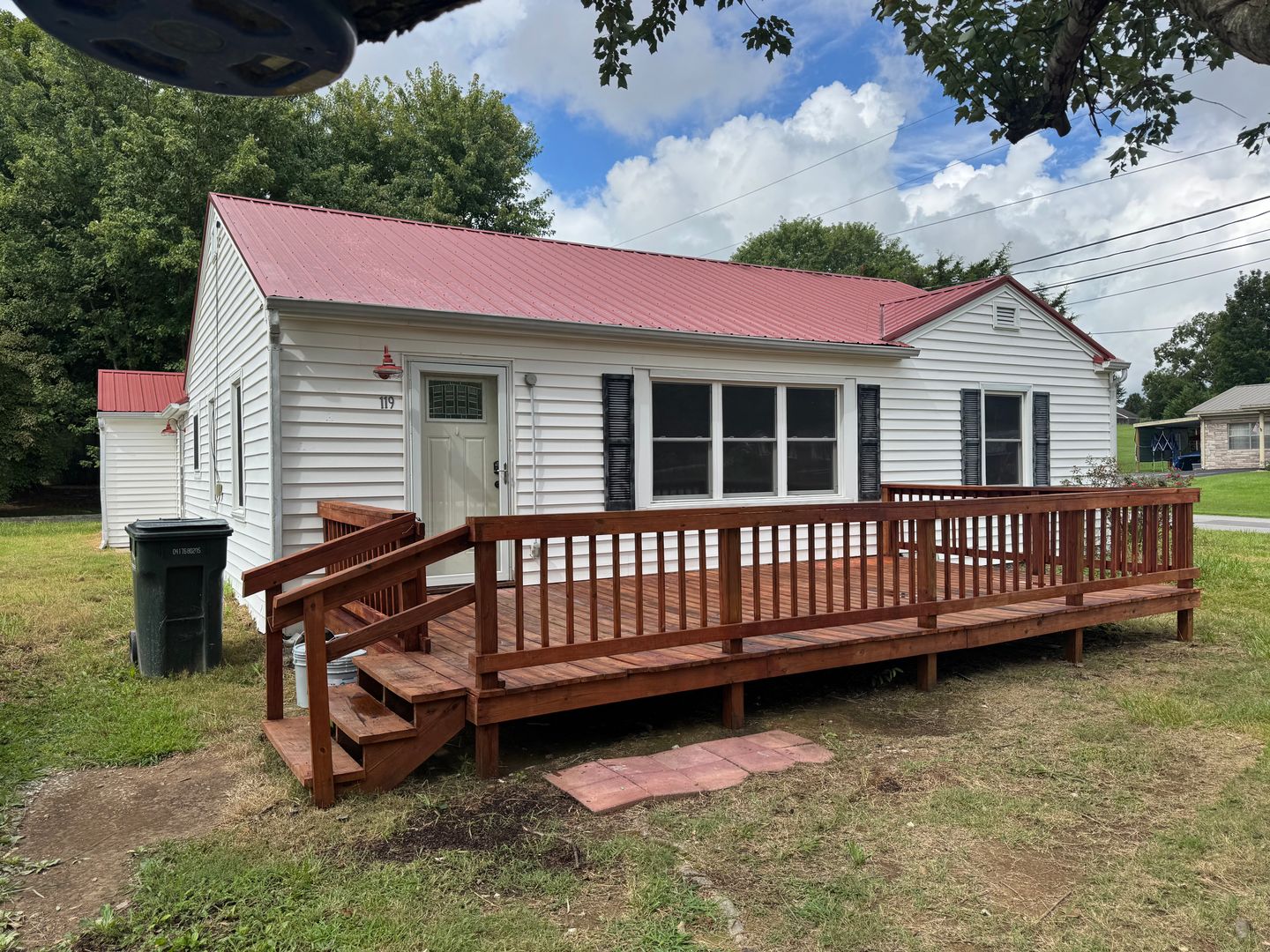 Greeneville House: 119 Starlite Dr