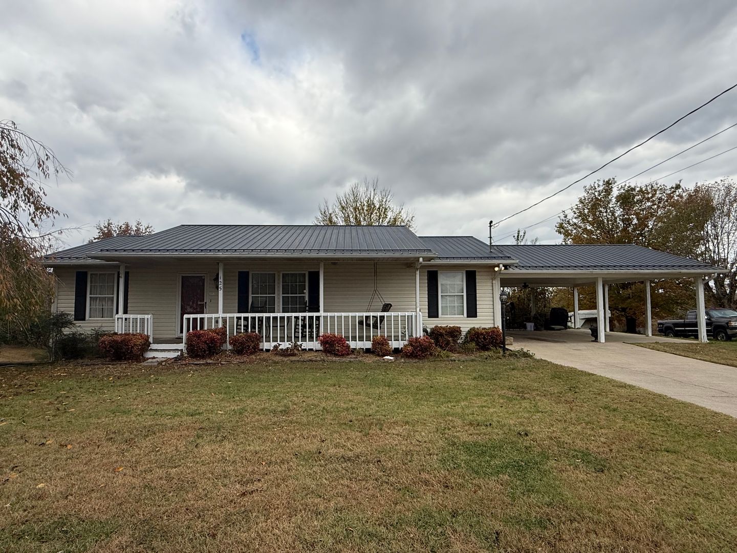 3 Bedroom 2 Bathroom Fully Furnished Home in Greeneville, TN