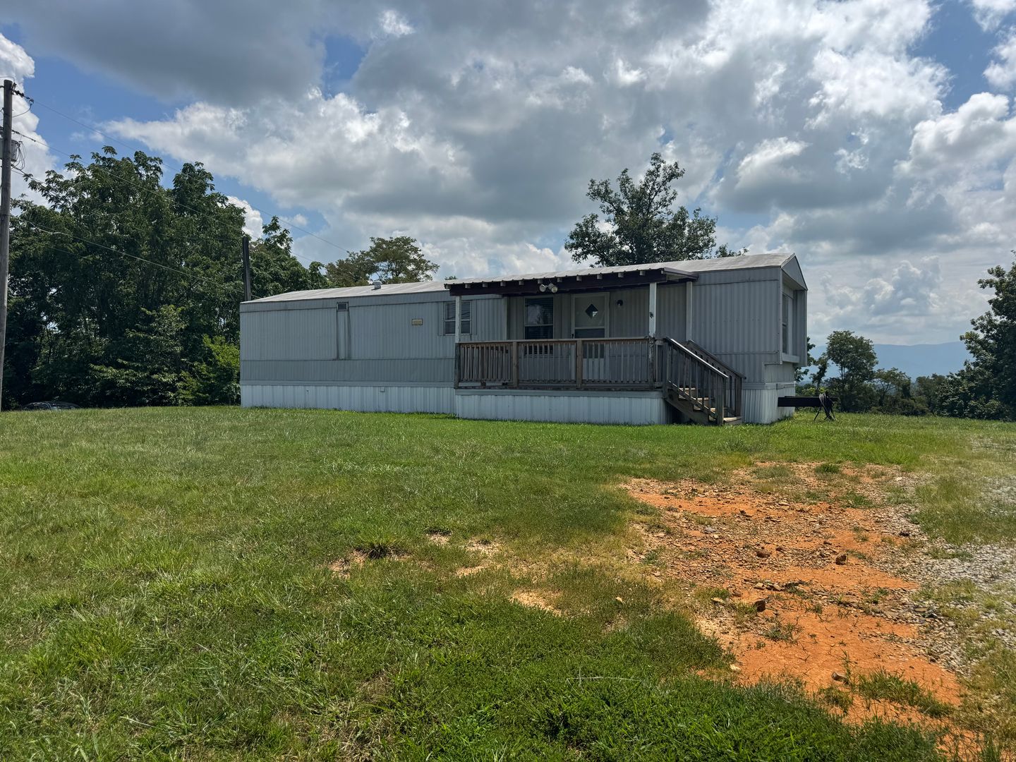 2 Bedroom 1 Bath Mobile Home located in Greeneville, TN