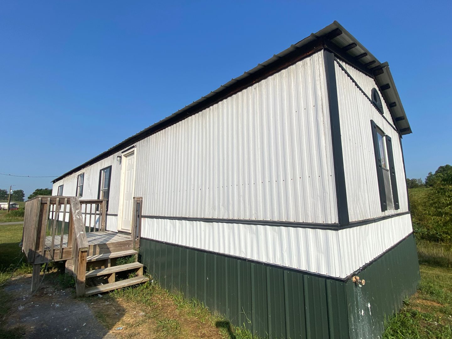 Rogersville Apartment: 106 Prices Grove Rd
