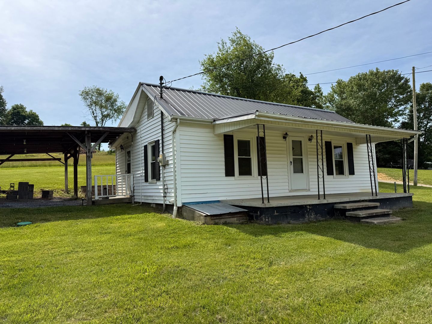Chuckey House: 715 Chuckey Pike