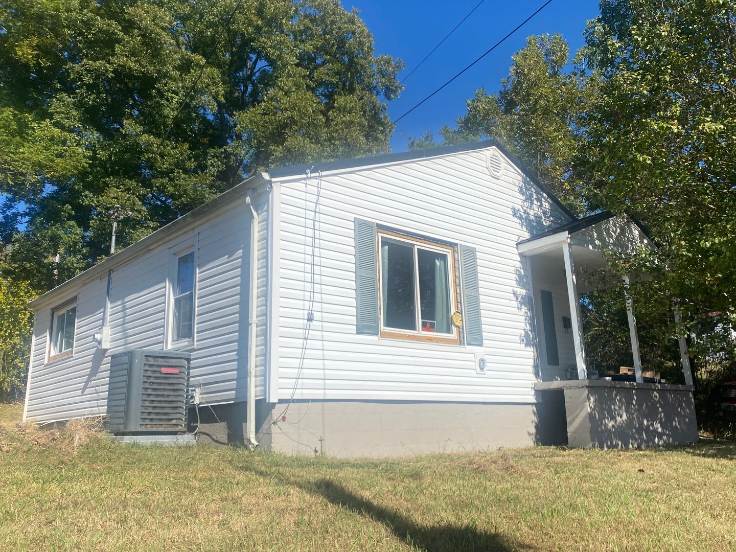 Greeneville House: 112 Chapel St