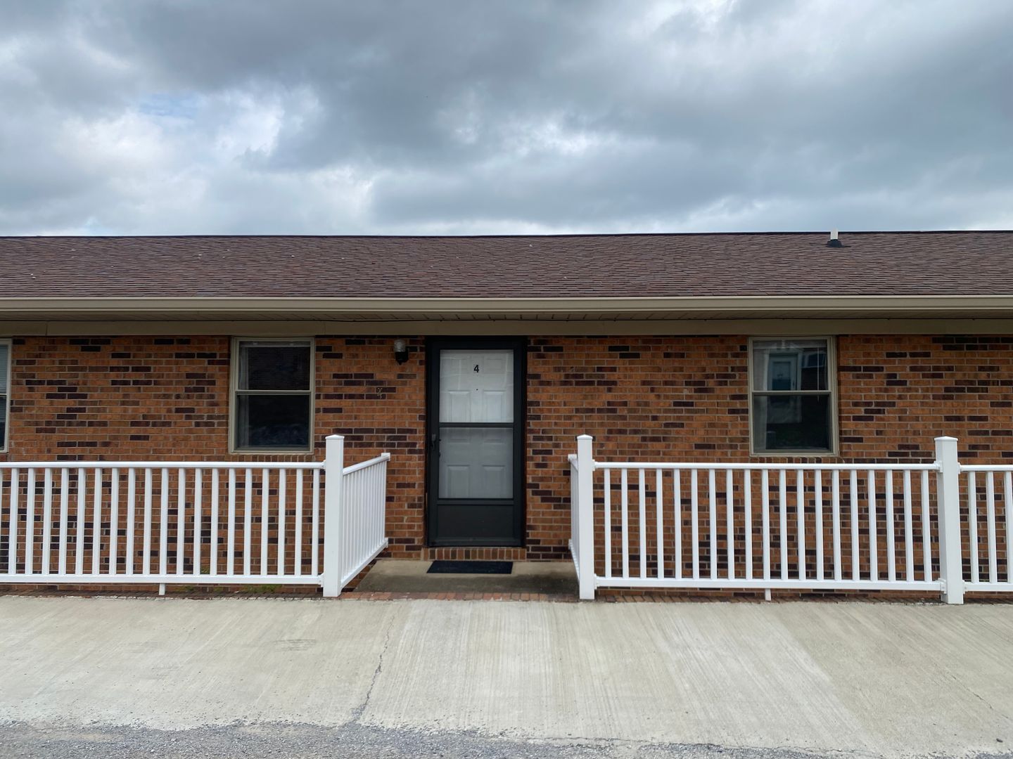 Greeneville Apartment: 262 S. Rufe Taylor Rd