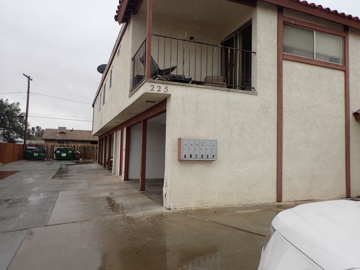 Ridgecrest Apartment: 225 W Robertson Rd