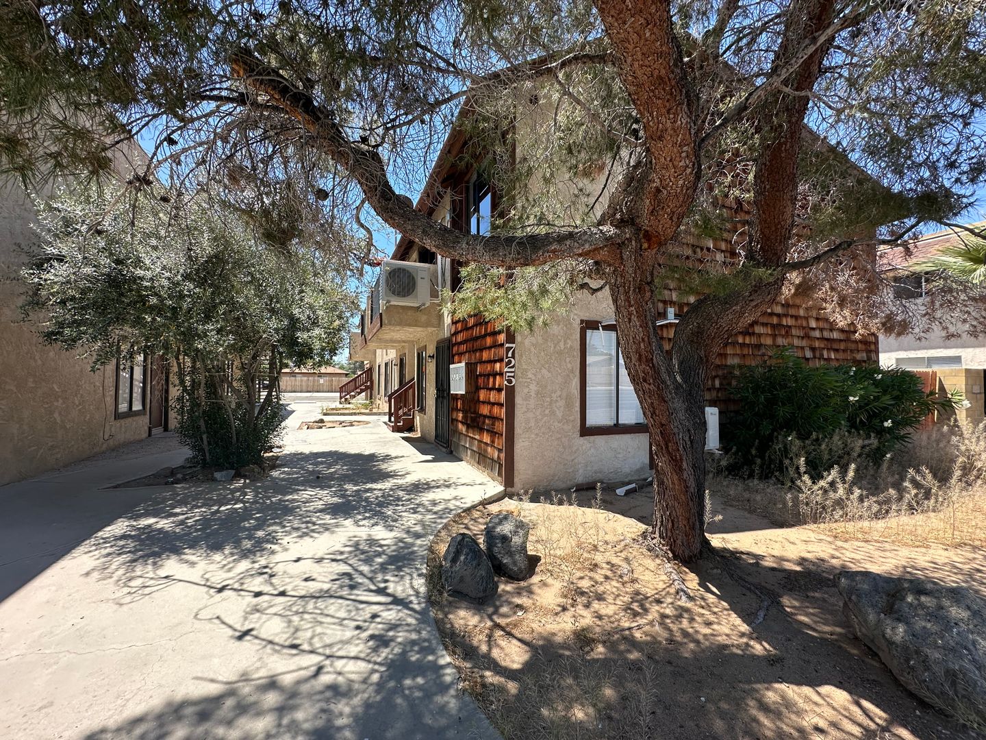 Ridgecrest Apartment: 725 E Ridgecrest Blvd A-E