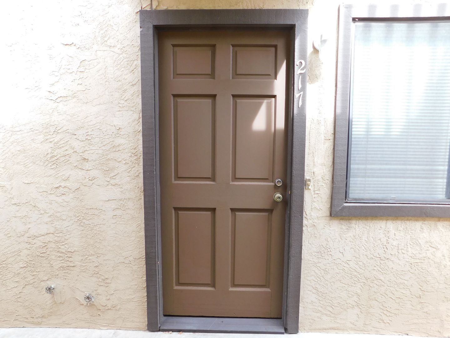 Ridgecrest Apartment: 201 W Drummond Ave.