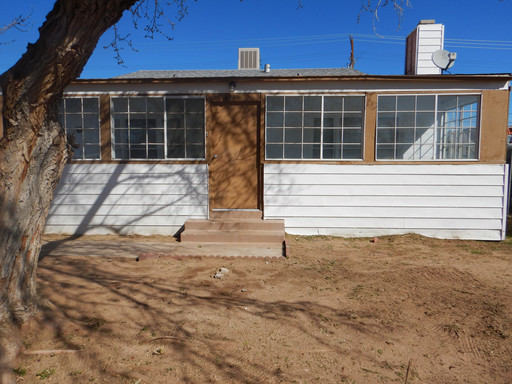 2 Bed 1 Bath Rental at 614 W Atkins Ave, Ridgecrest, CA – photo 1