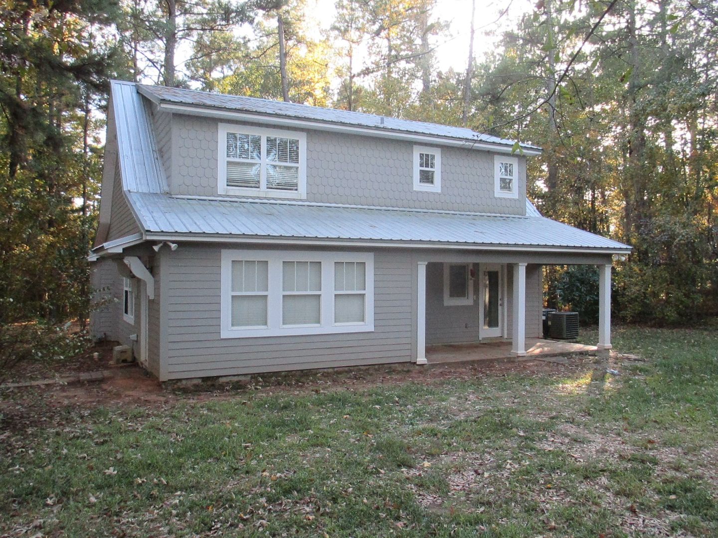 Ruston House: 231 Holliman Road