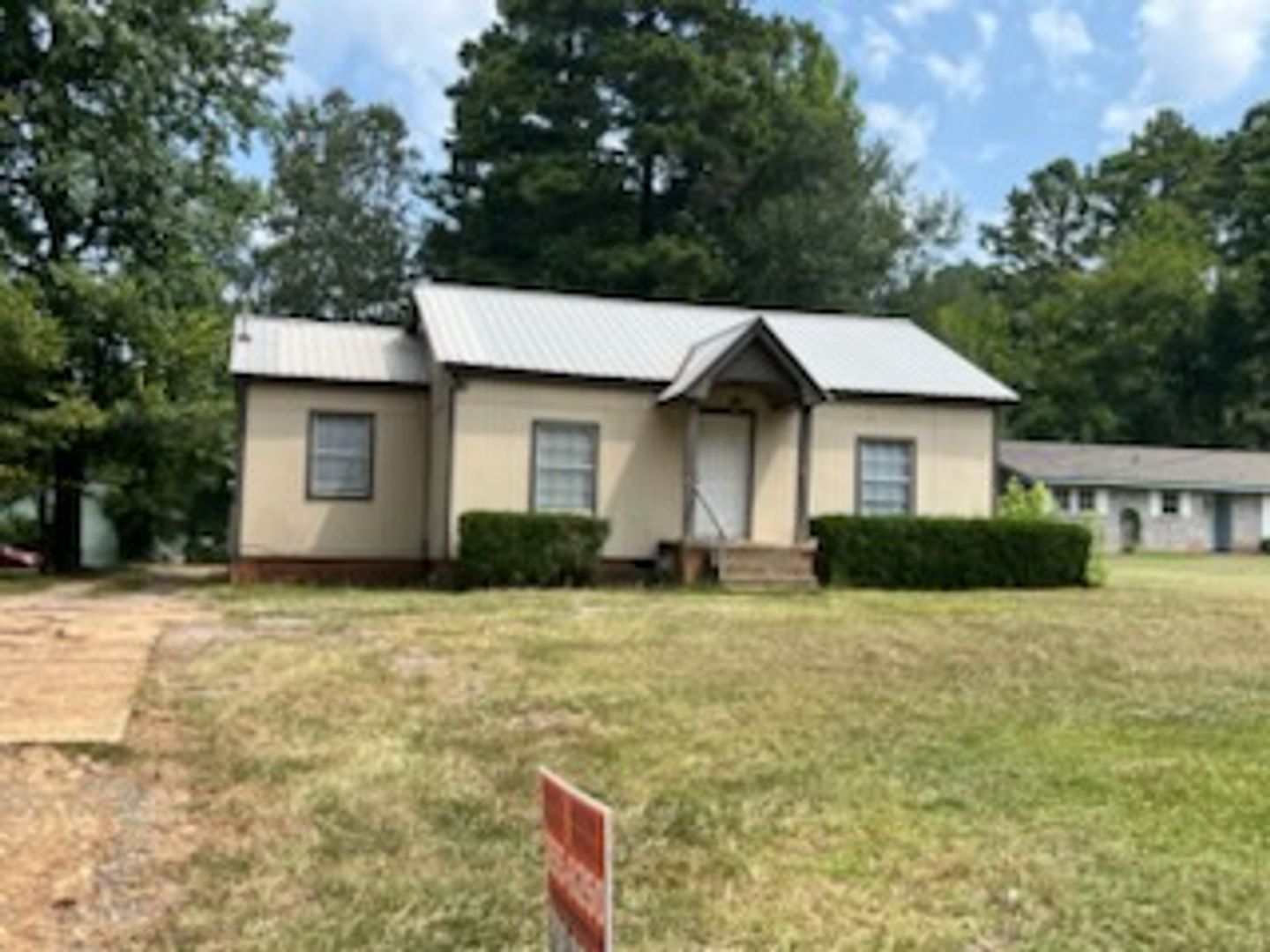 Ruston House: 416 W. Tennessee Avenue