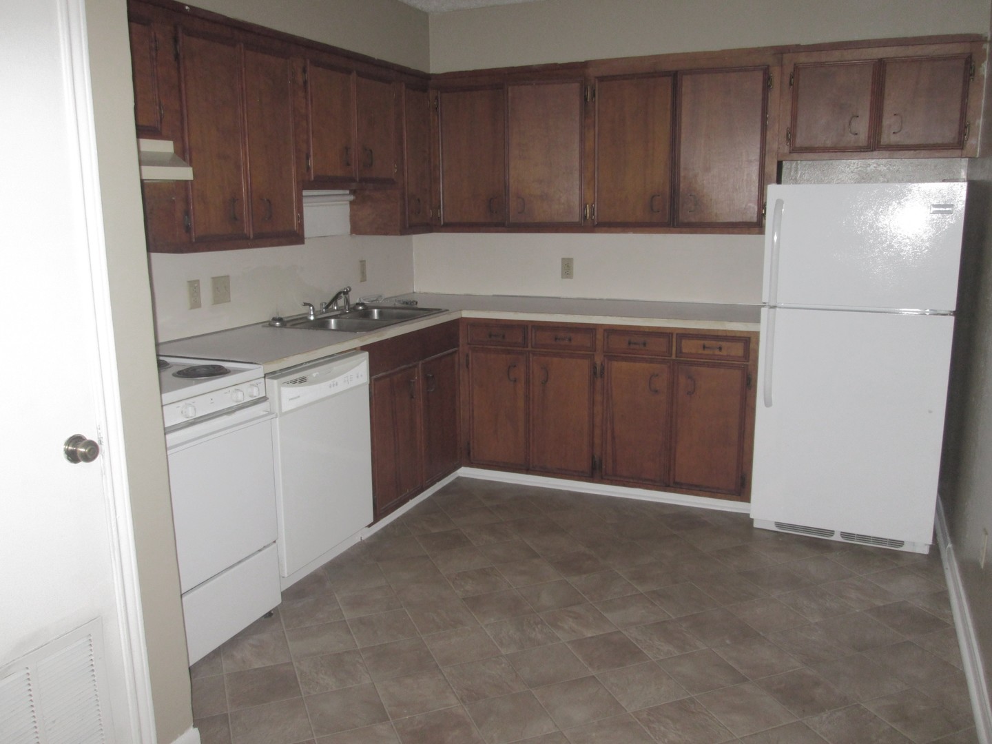 Ruston House: 3015 Courtney Avenue