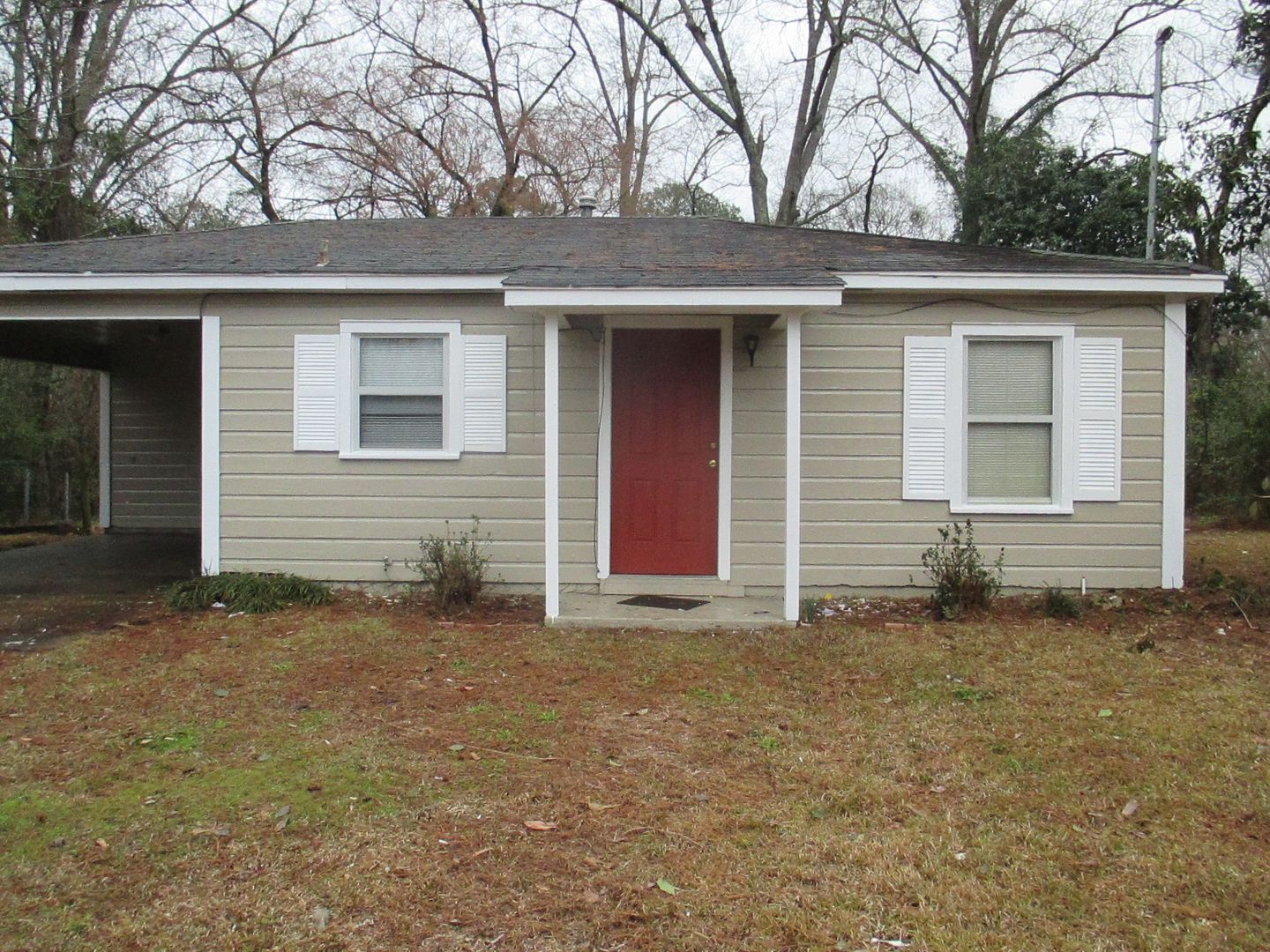 Ruston House: 826 Ponder Street