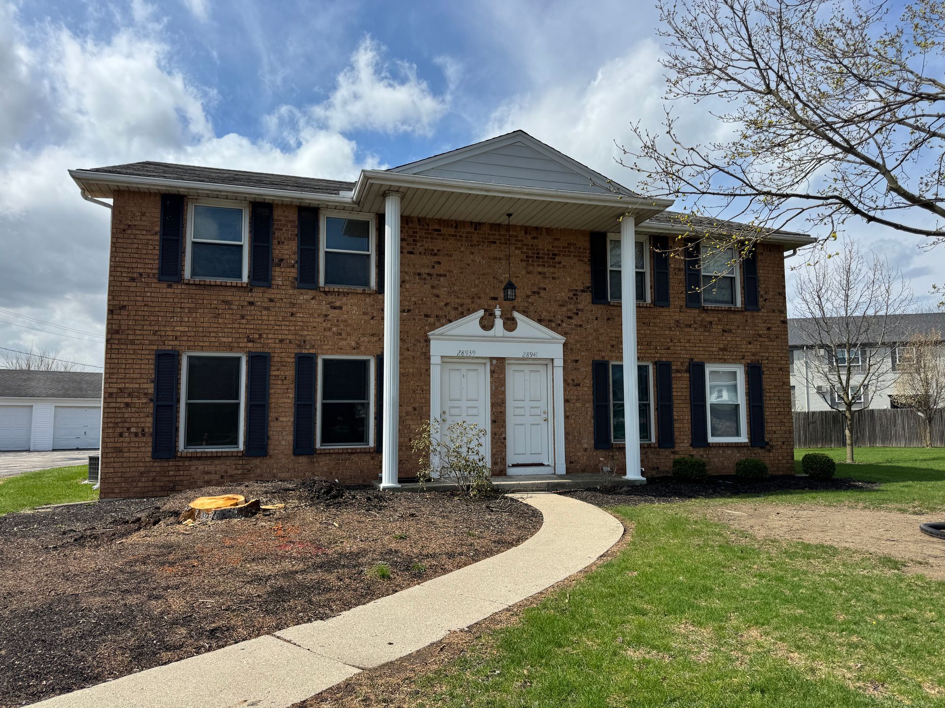 Perrysburg Apartment: 28939 Lem Ct.