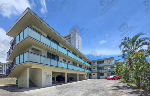PETS OK! 2BR / 1Bath / 2Pkg - Apartment Rental in Makiki – photo 1