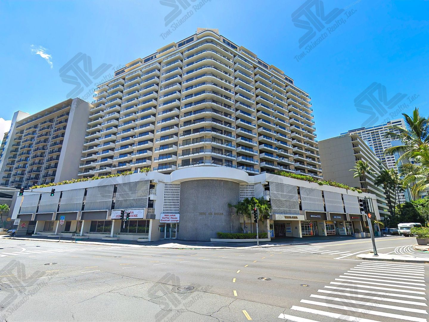 Honolulu House: 1860 Ala Moana Blvd. #1809