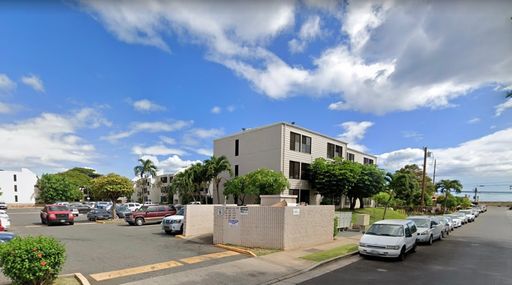 2 Bedrooms | 1 Bathroom | 1 Parking in Waianae!! – photo 1