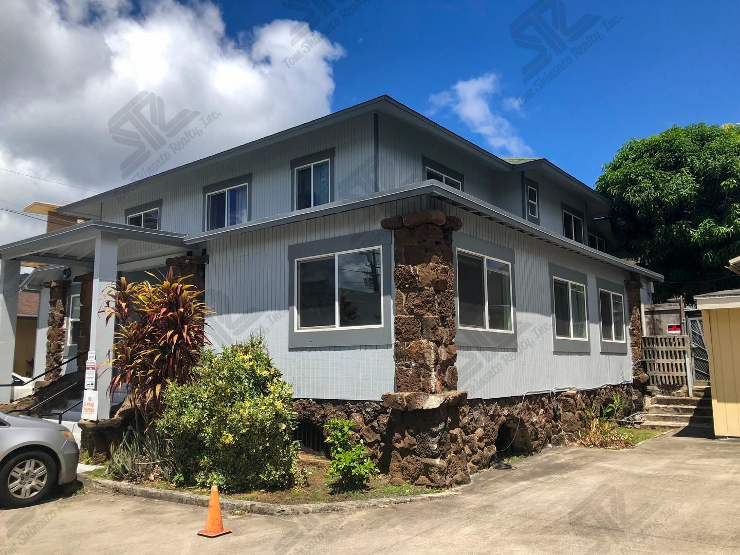 Honolulu Apartment: 1631 Nuuanu Avenue