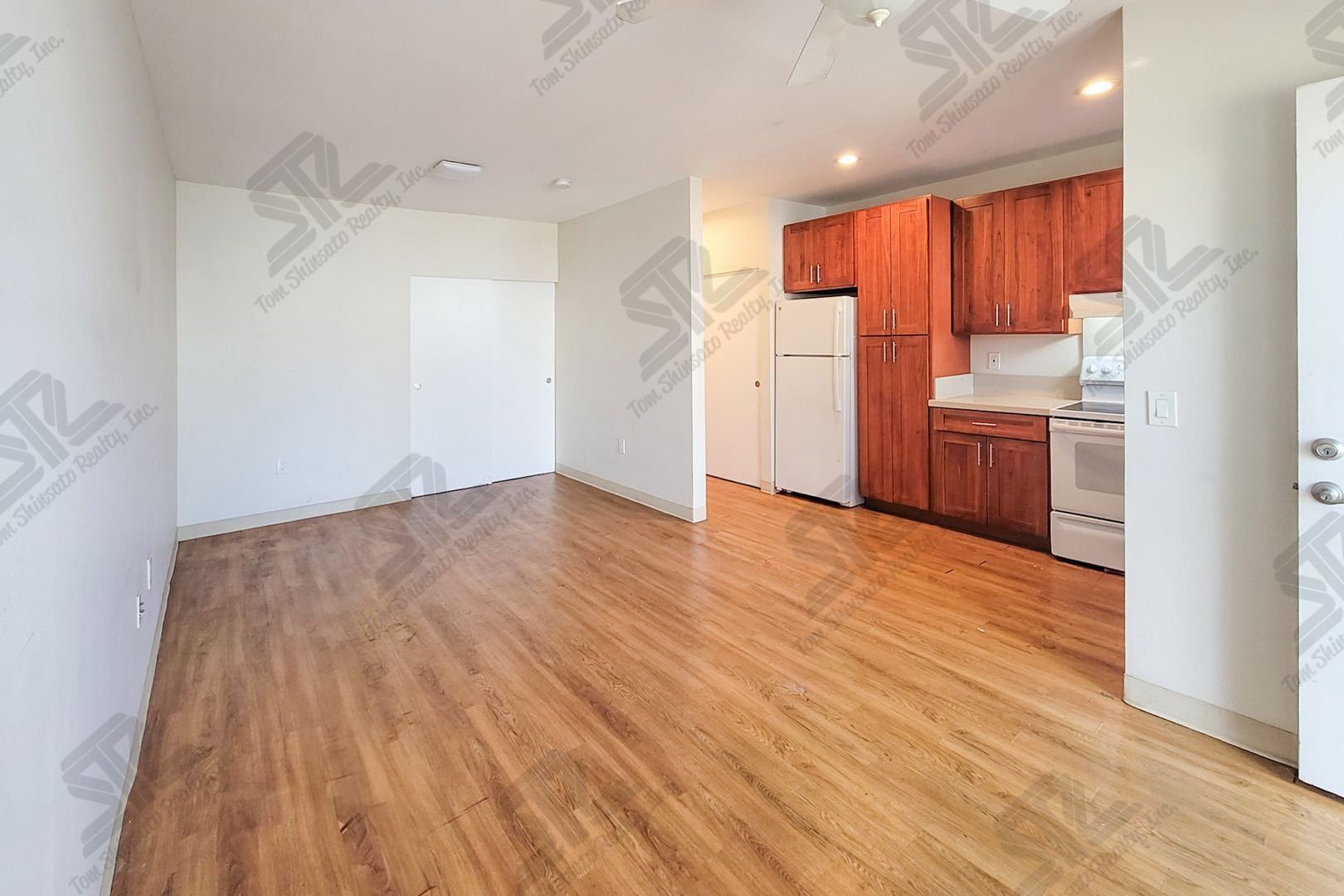 Honolulu Apartment: 1824 Lime St.