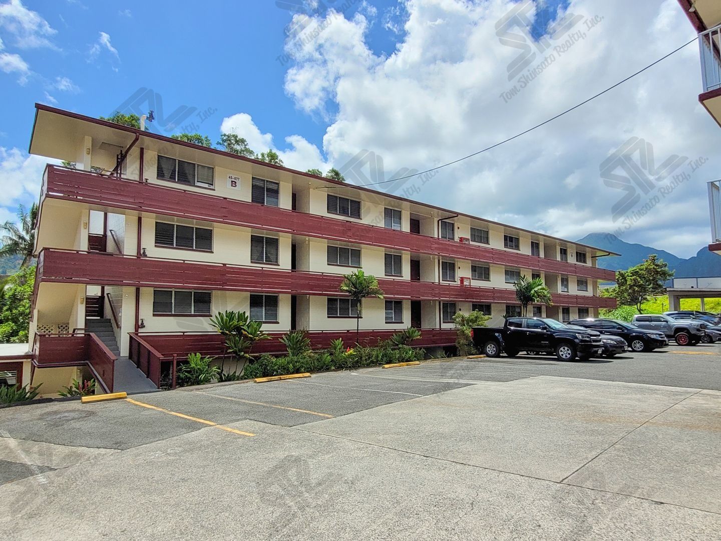 Kaneohe Apartment: 45-677 & 45-683 Kamehameha Hwy
