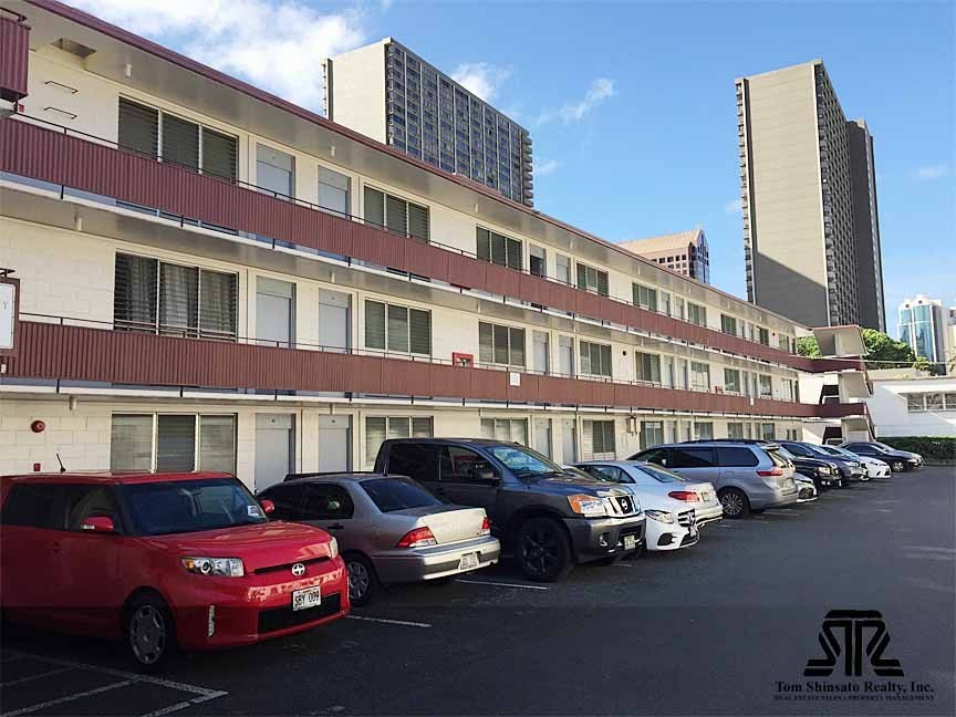 Honolulu Apartment: 1323 Nuuanu Avenue