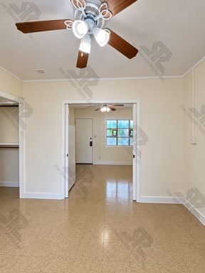 1 Bed 1 Bath Rental at 1635-E Nuuanu Avenue, Honolulu, HI – photo 1