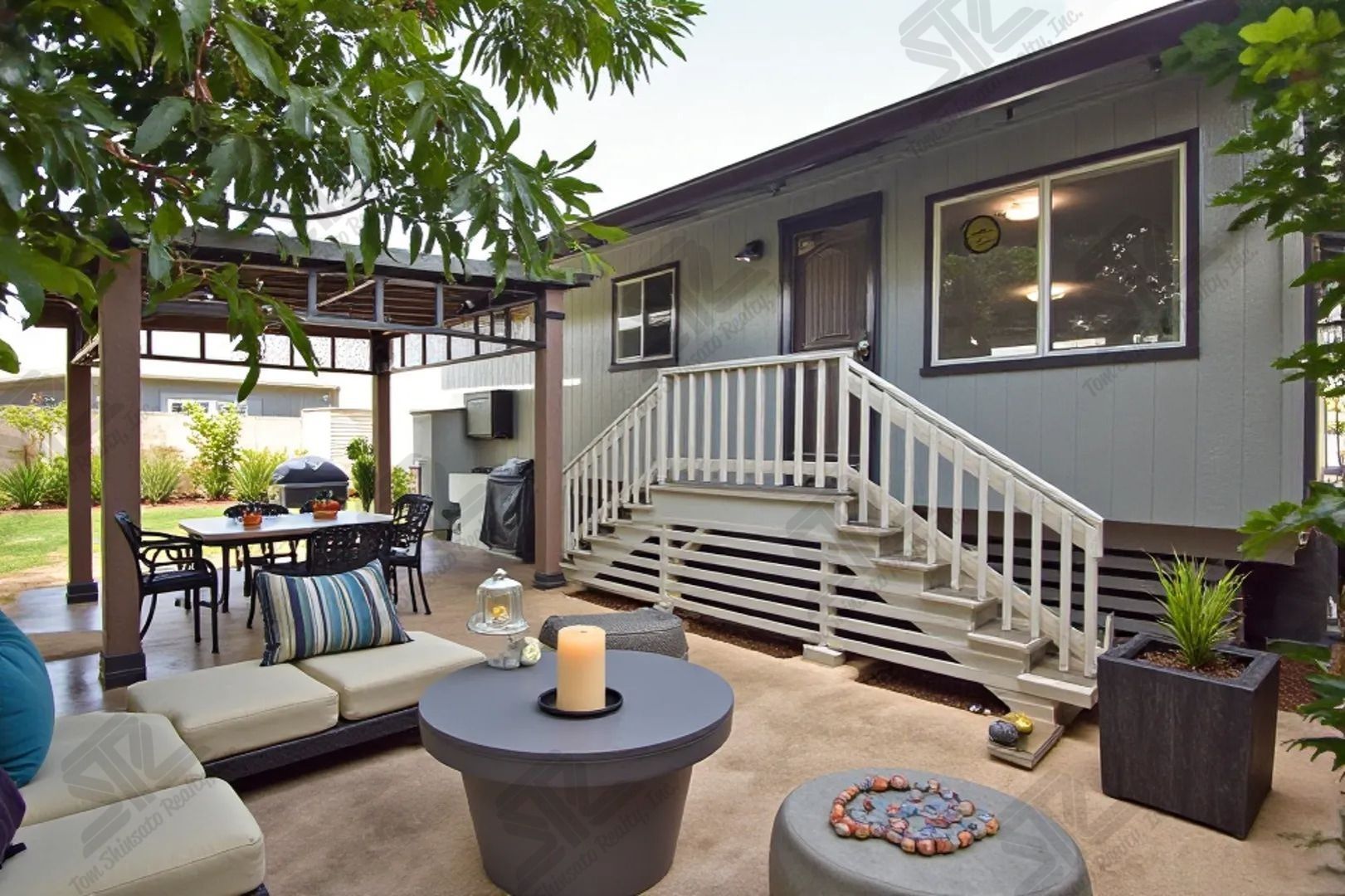 Aiea House: 99-051A Kinoole Pl.