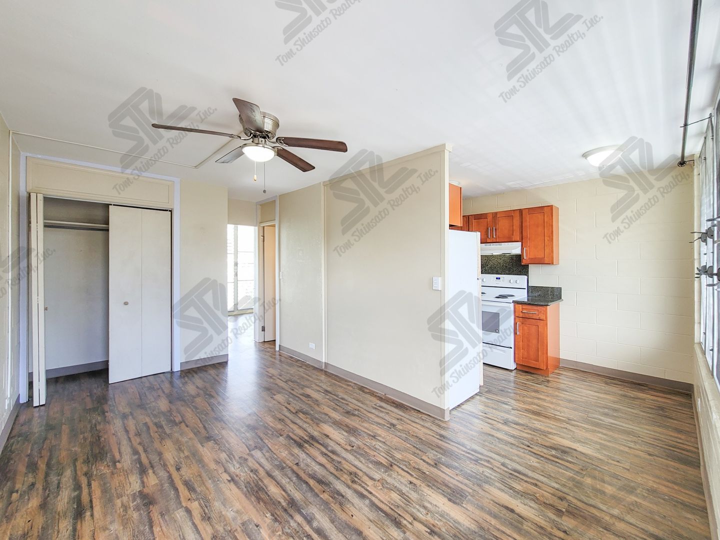 Kaneohe Apartment: 45-677 & 45-683 Kamehameha Hwy