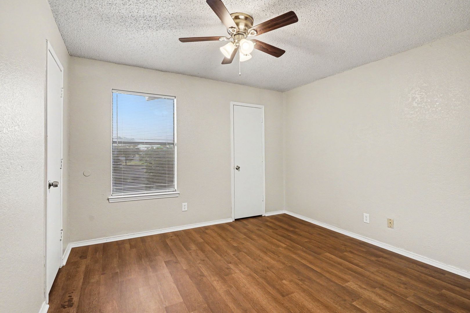 3301 Aurora Street, Unit B, Haltom City, TX 76117 photo 19