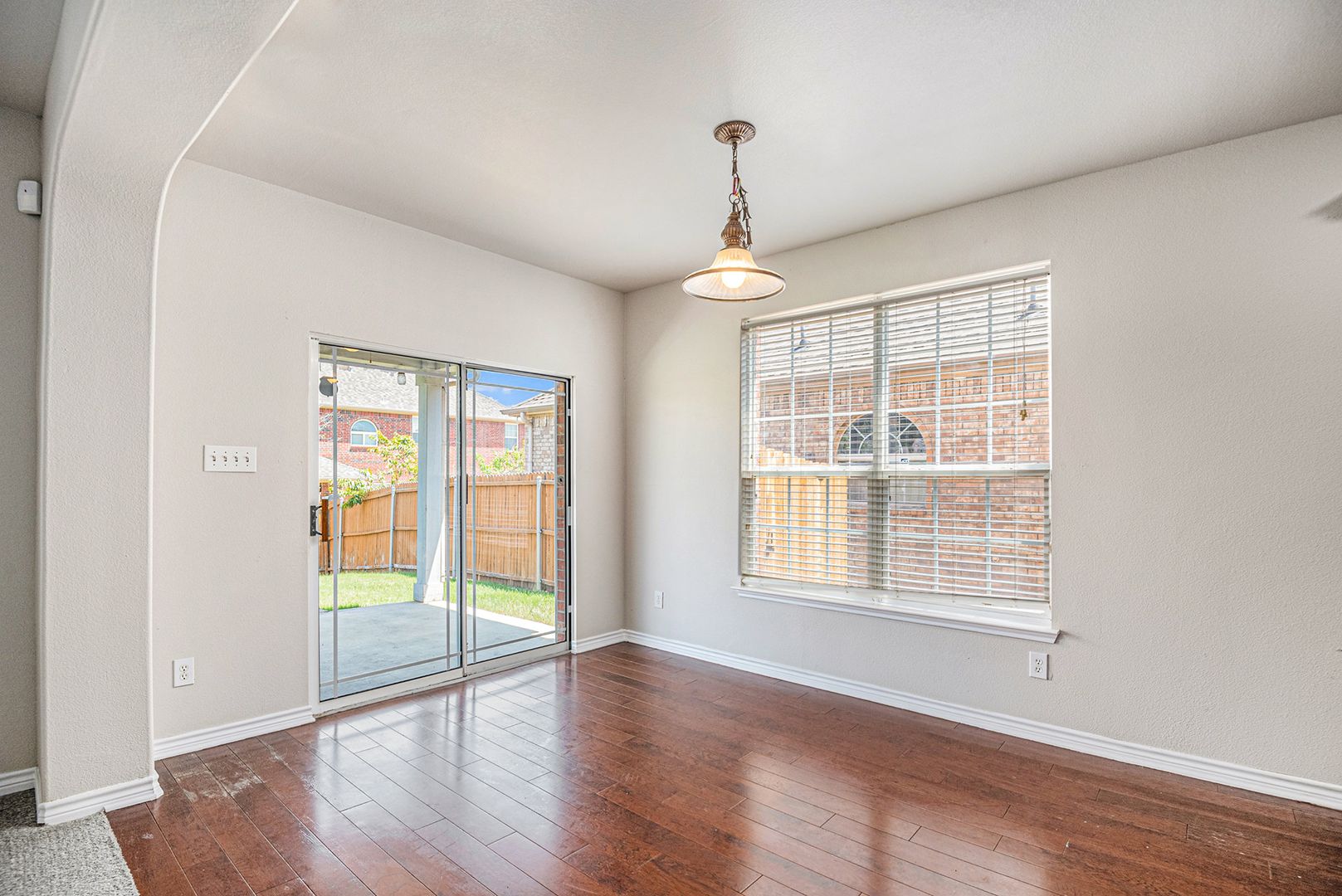 605 Port Royale Way, Euless, TX 76039 photo 9