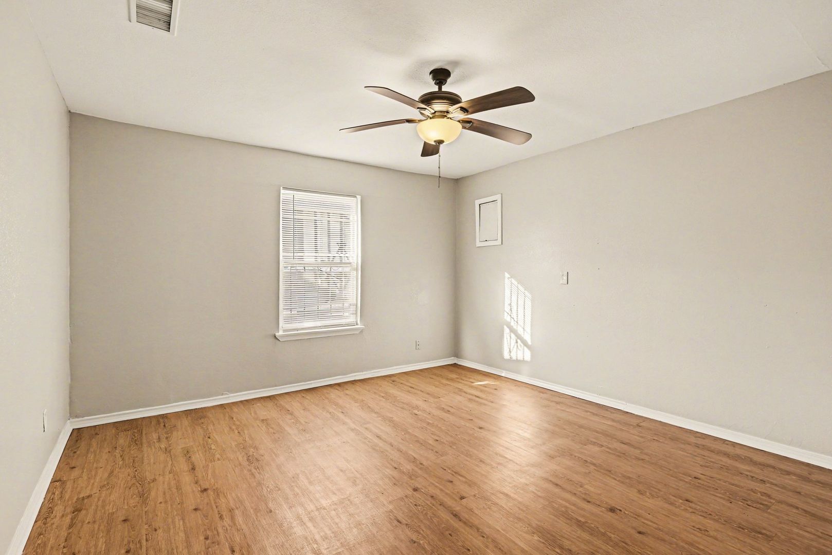 3720 Stanley Avenue, Fort Worth, TX 76110 photo 23