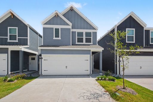 Welcome to 125 Arbor Dr in Princeton, TX! We are offering a HALF OFF FIRST MONTH'S RENT INCENTIVE! – photo 1