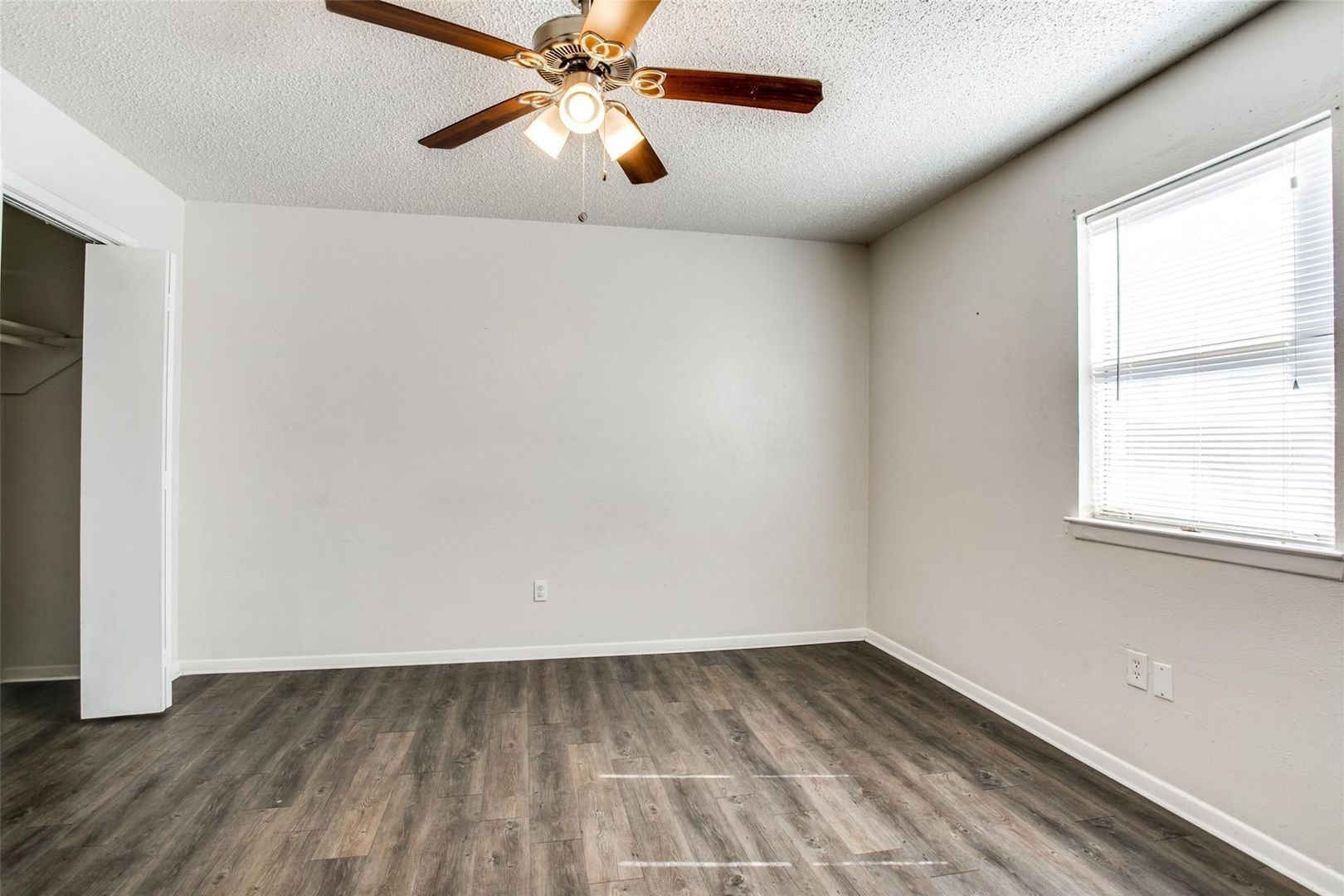 105 Peach St. Unit B, Crowley, TX 76036 photo 7