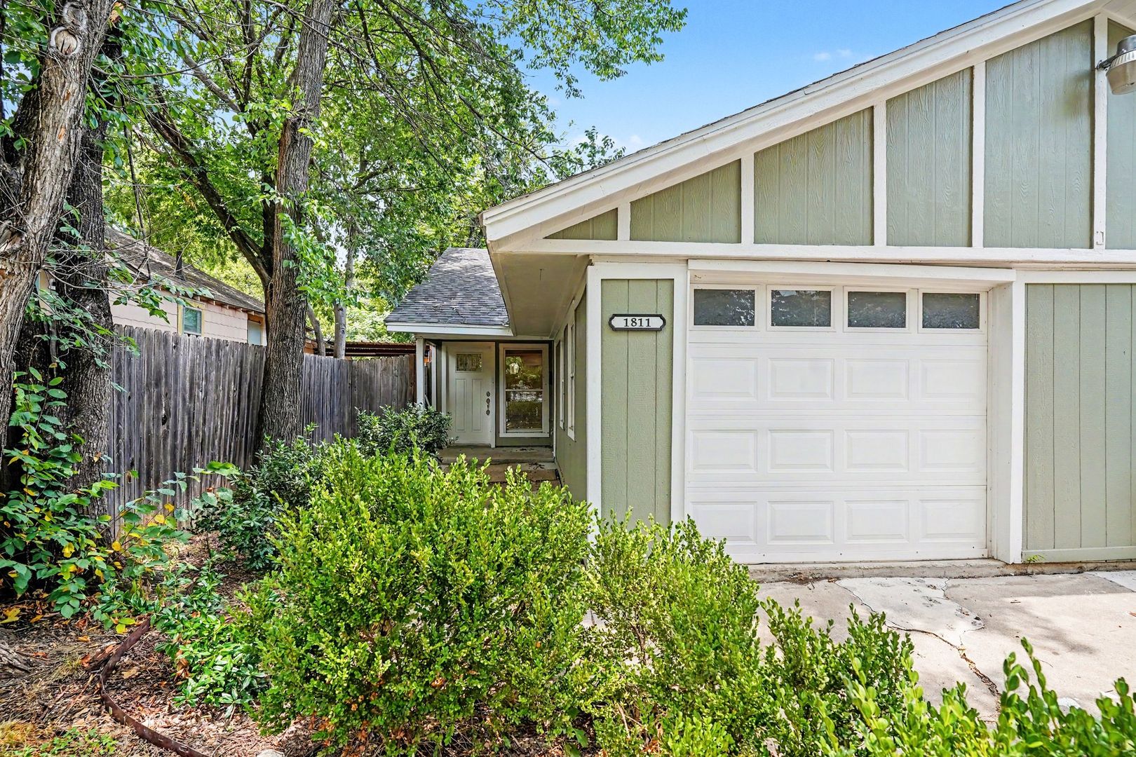 Fort Worth House: 1811 Lipscomb Street