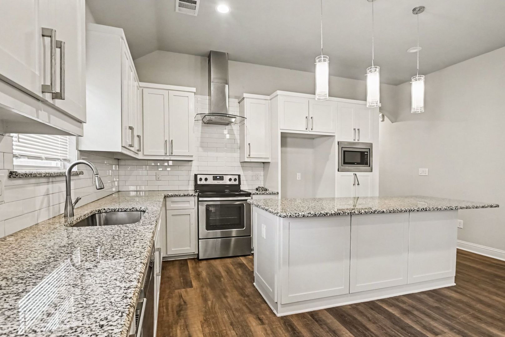 1306 Orange Ave, Fort Worth, TX 76110 photo 9