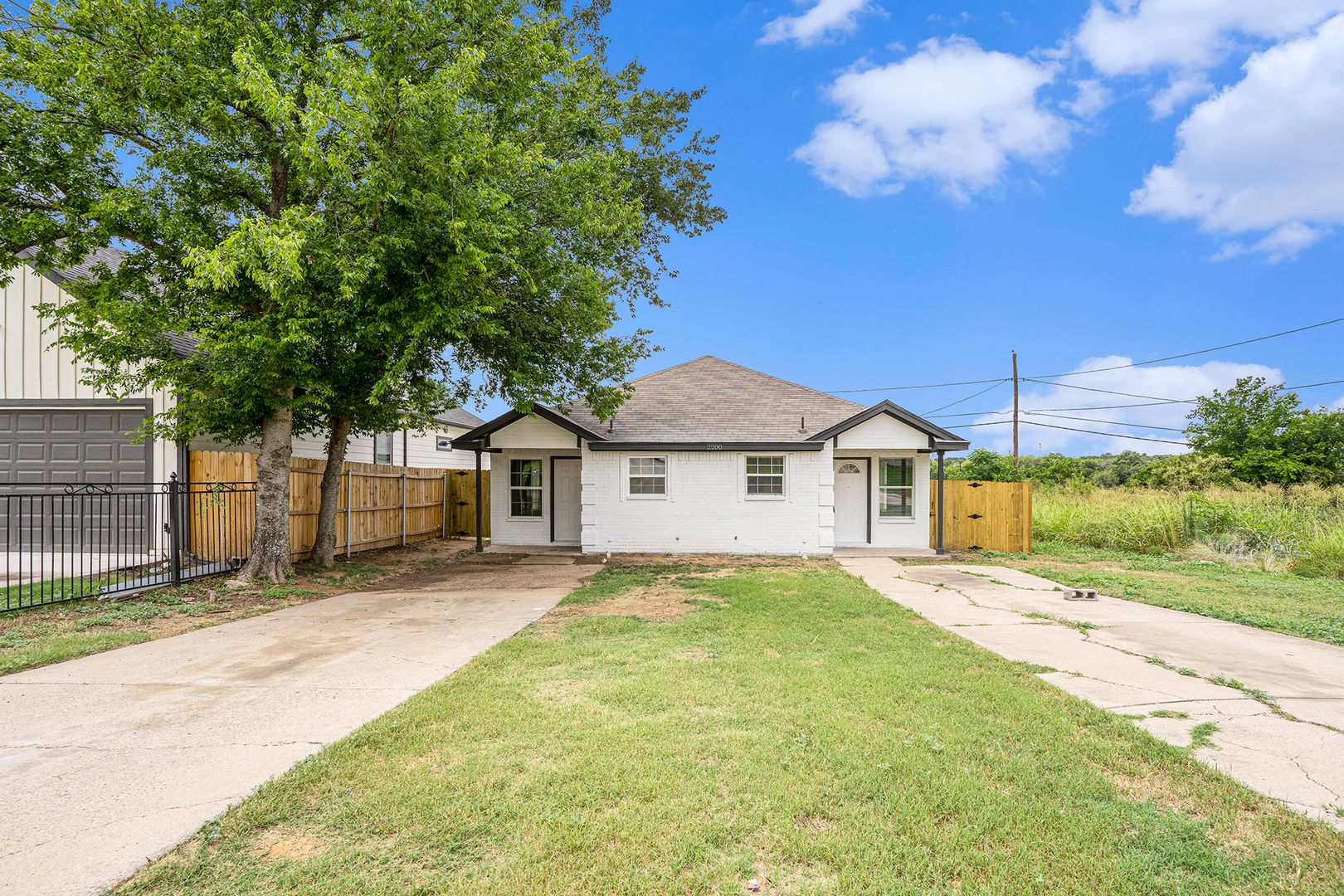 Fort Worth House: 2200 Brookes St