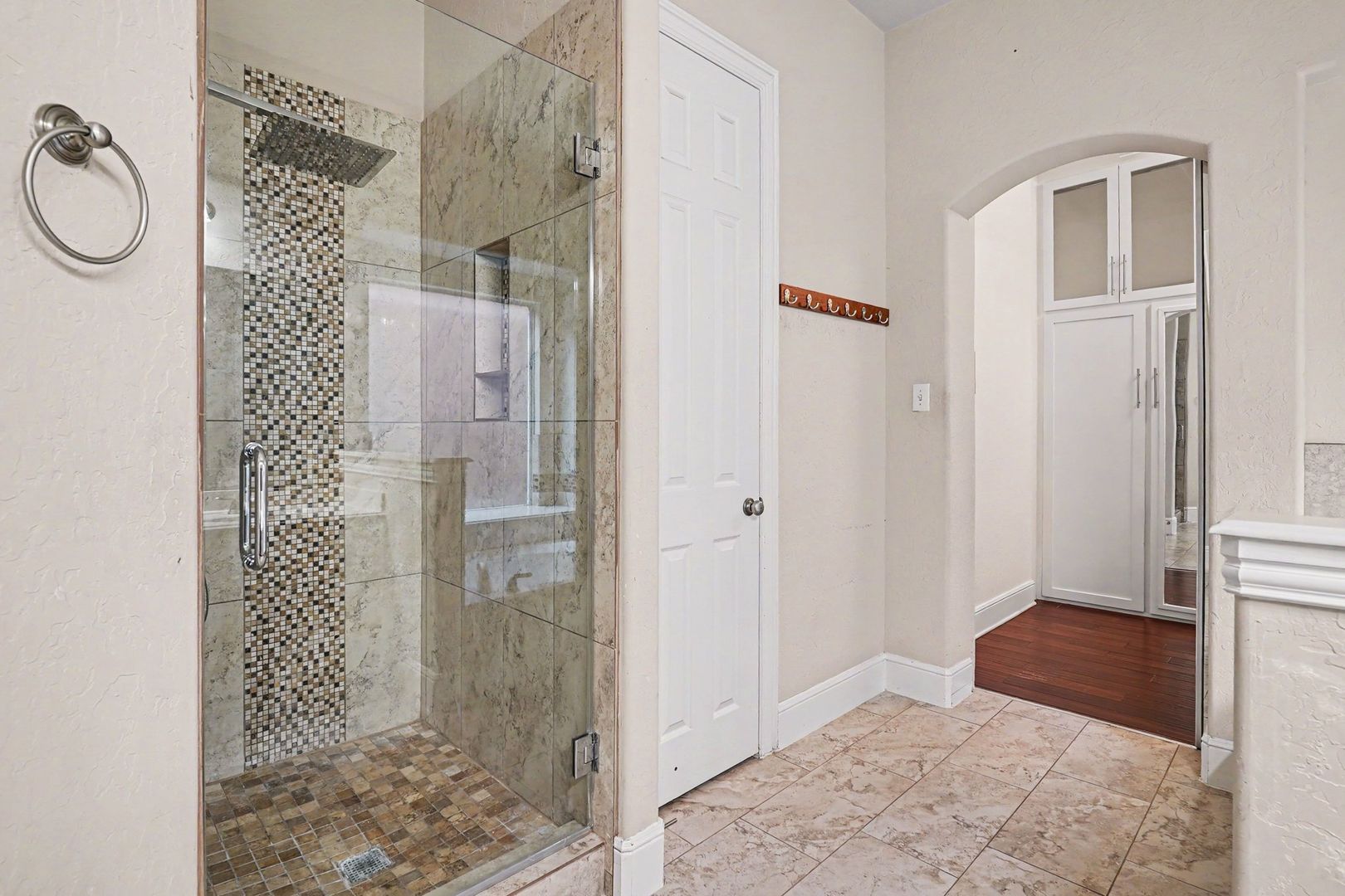 1344 Valley Vista Dr, Irving, TX 75063 photo 18