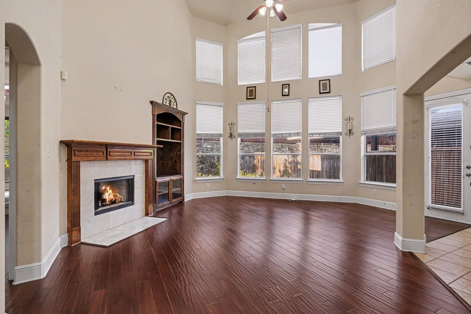 1344 Valley Vista Dr, Irving, TX 75063 photo 6