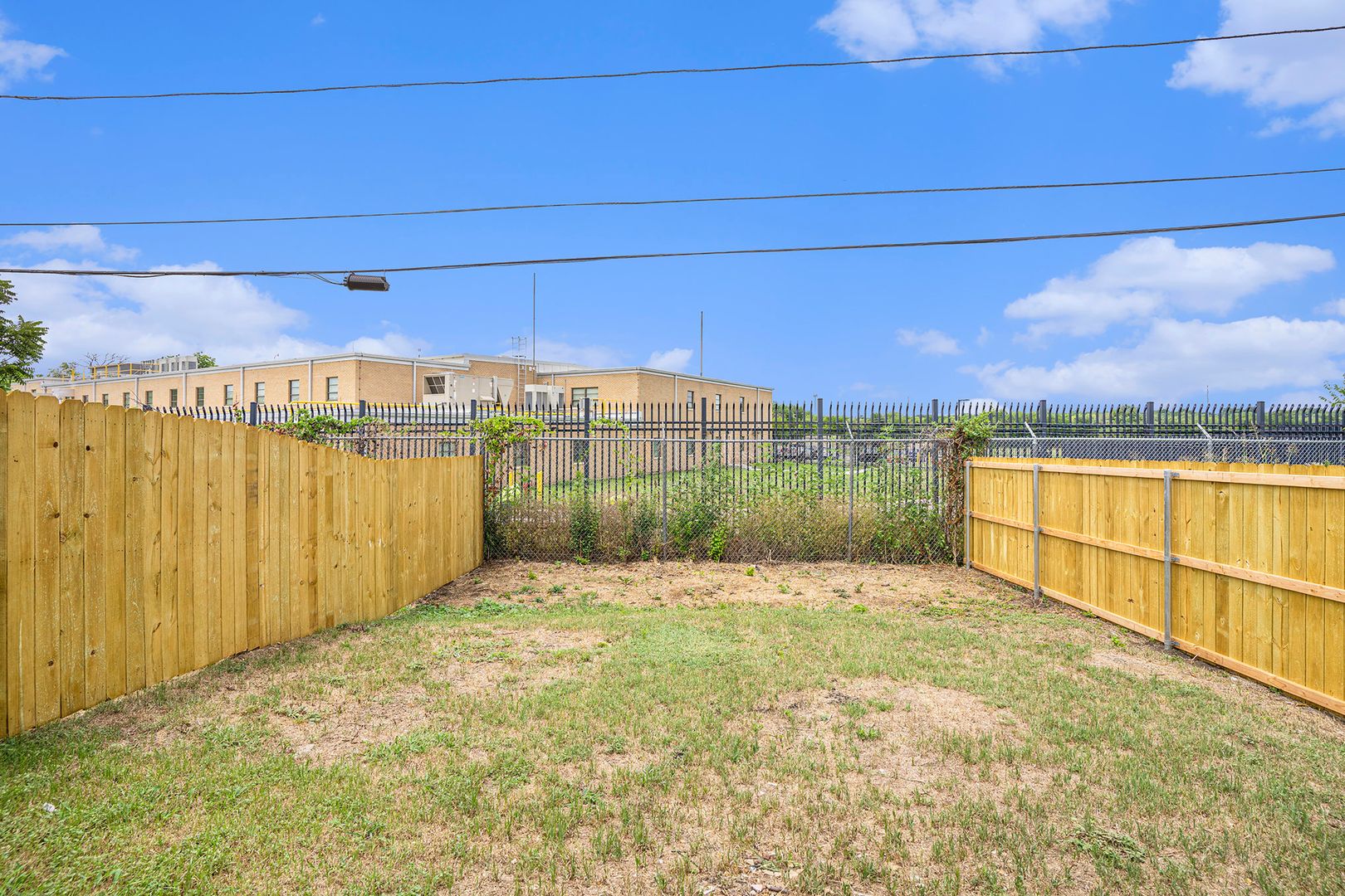 2200 Brookes St, Unit B, Fort Worth, TX 76105 photo 14