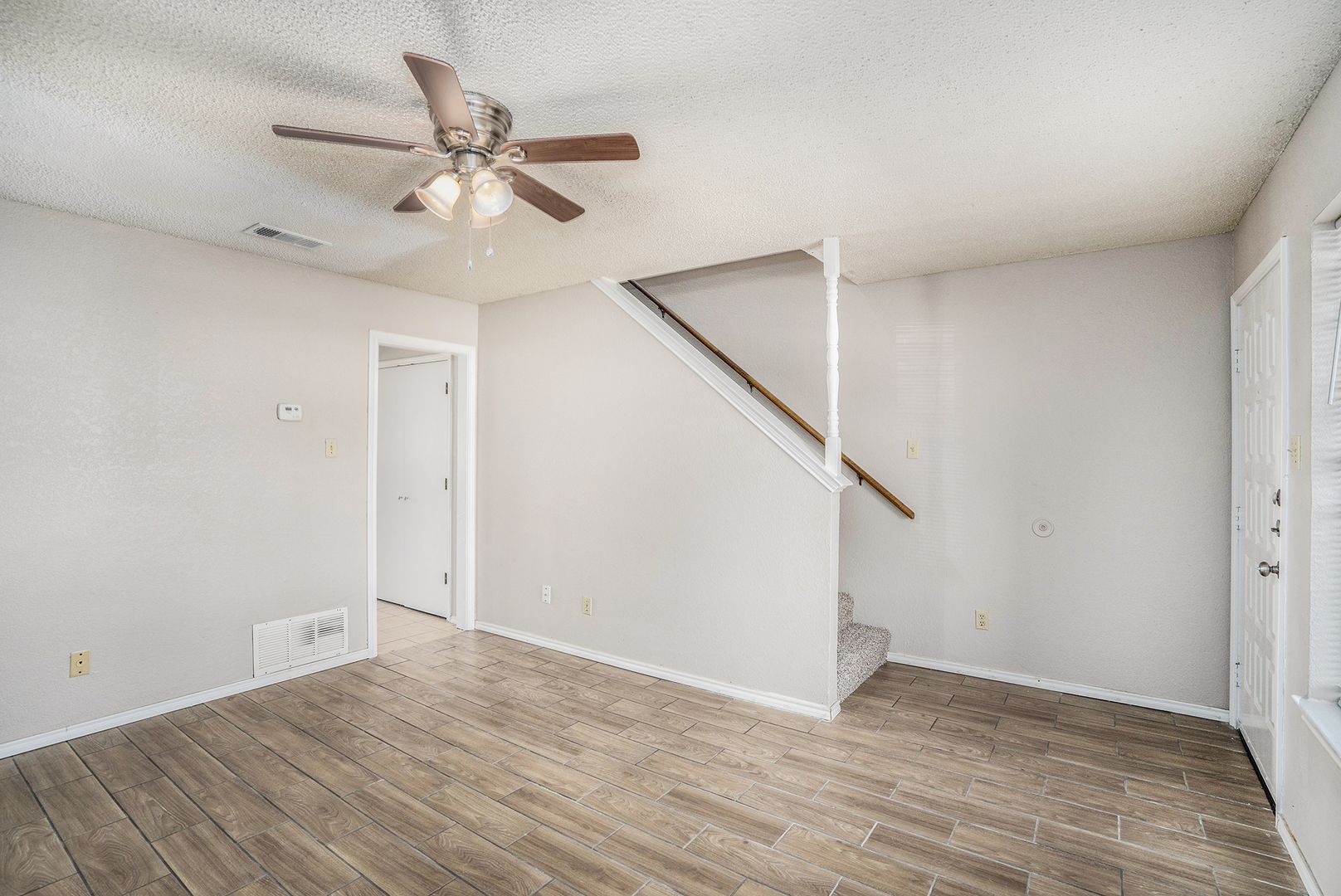 3301 Aurora Street, Unit D, Haltom City, TX 76117 photo 5