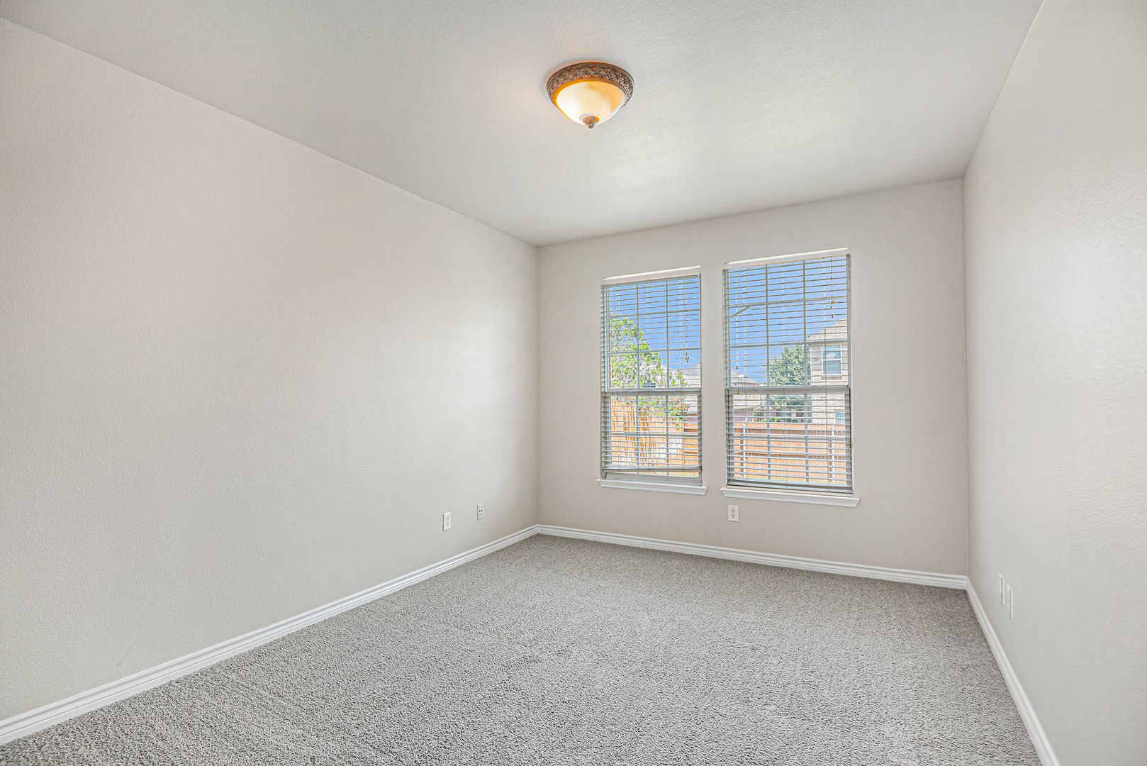 605 Port Royale Way, Euless, TX 76039 photo 18