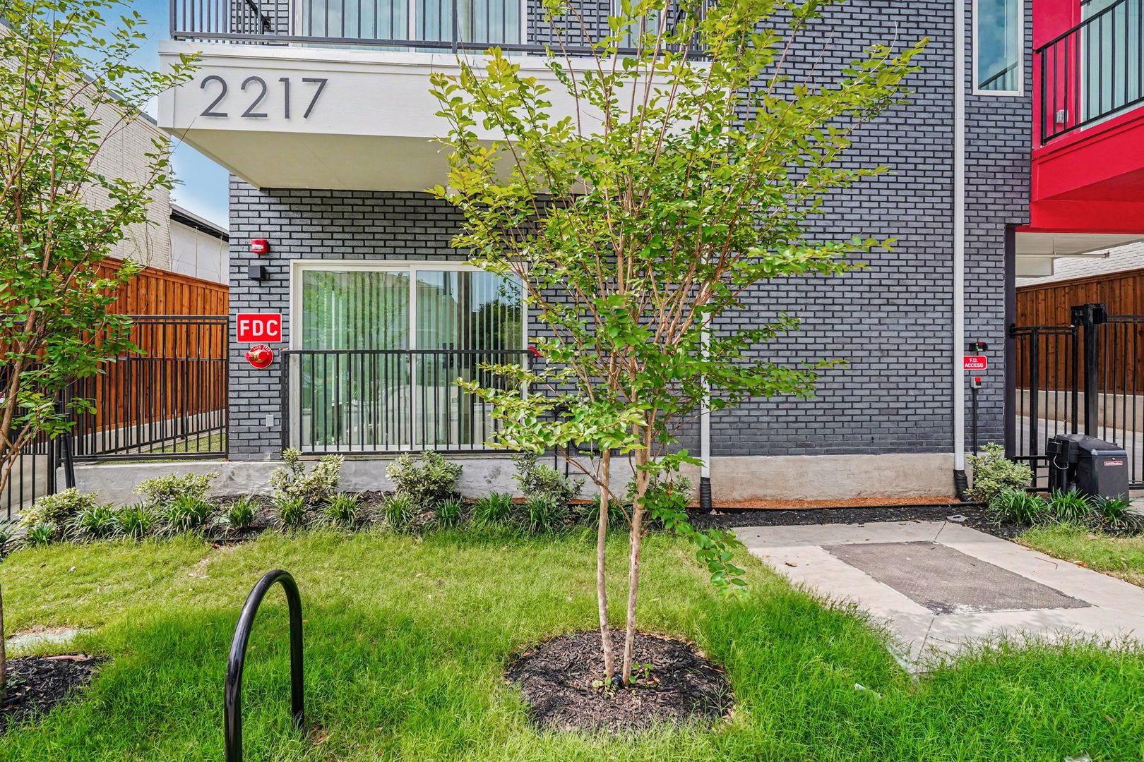 2217 N Fitzhugh Avenue #301, Dallas, TX 75204 photo 39