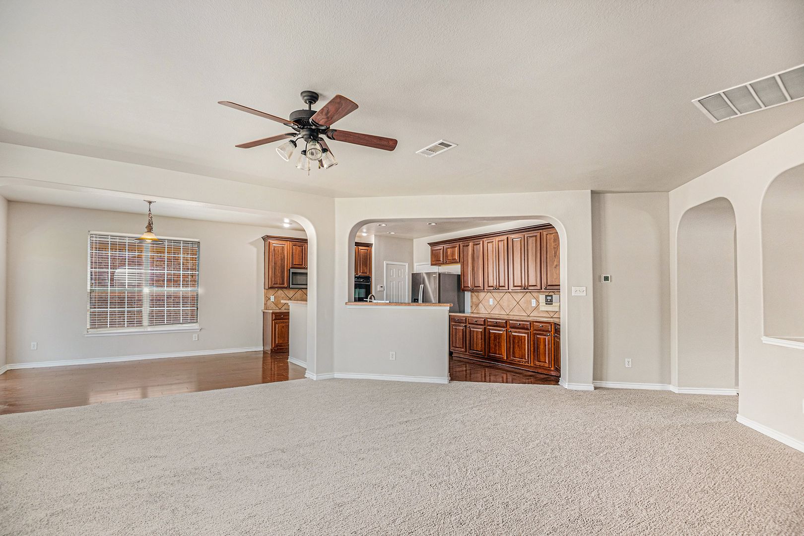 605 Port Royale Way, Euless, TX 76039 photo 8