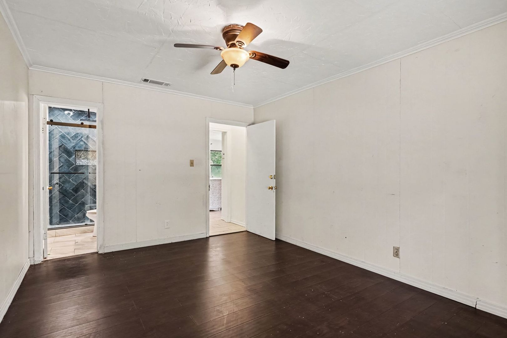 2409 Materhorn Dr, Dallas, TX 75228 photo 12