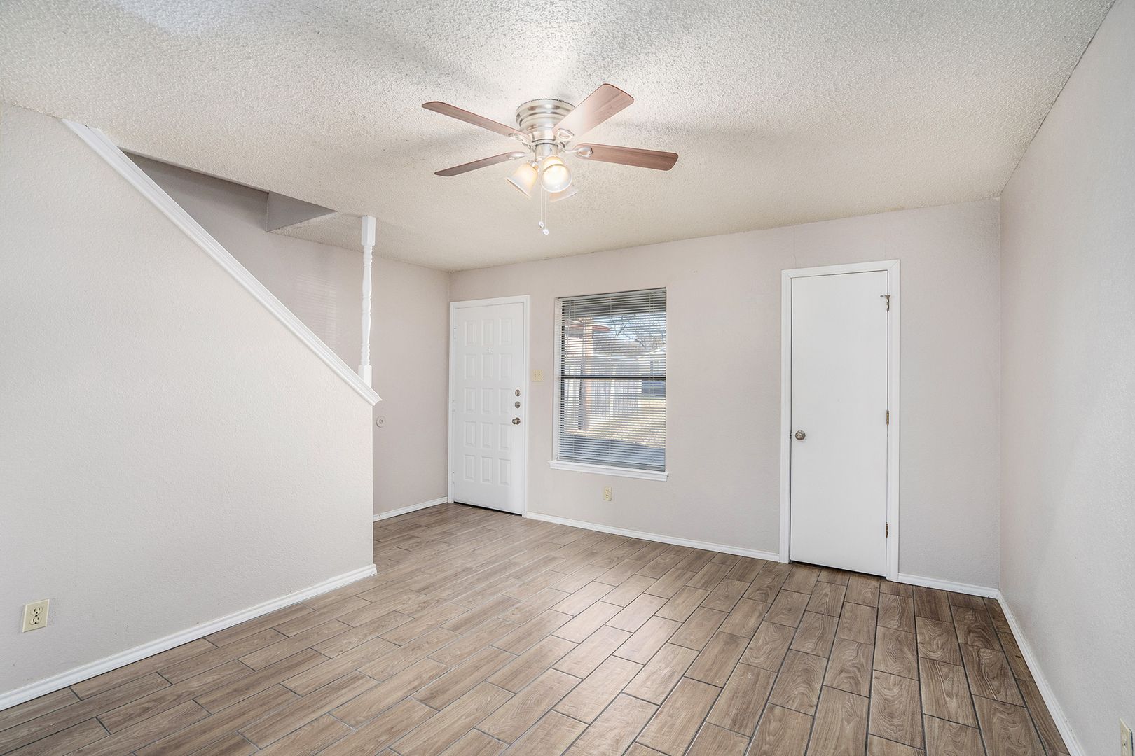 3301 Aurora Street, Unit D, Haltom City, TX 76117 photo 6