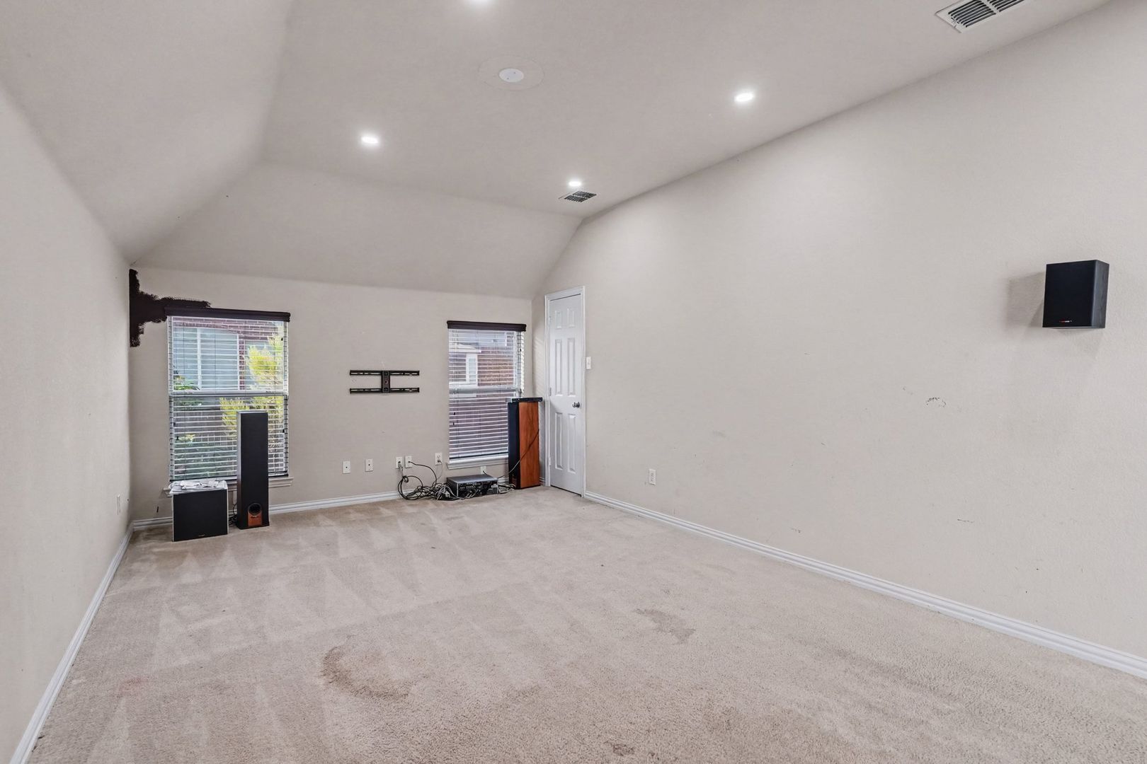 1344 Valley Vista Dr, Irving, TX 75063 photo 25