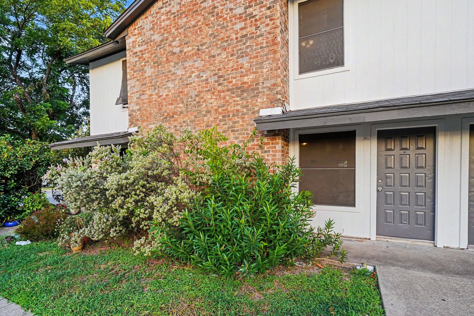 3301 Aurora Street, Unit B, Haltom City, TX 76117 photo 2