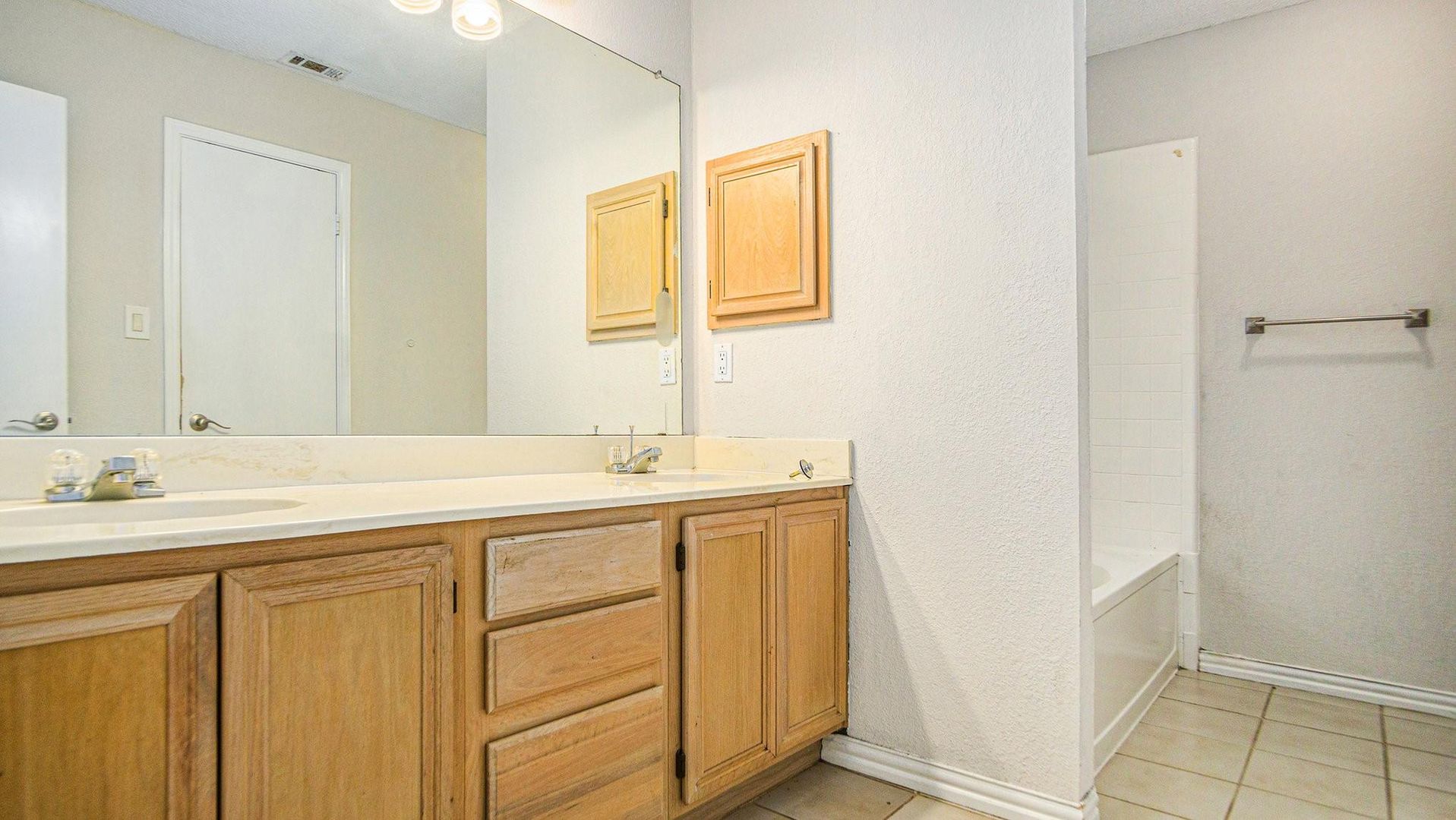 6908 Bentley Ave, Fort Worth, TX 76137 photo 20